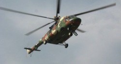 हुम्लामा नेपाली सेनाको हेलिकोप्टरबाट मतपेटिका संकलन गरिँदै